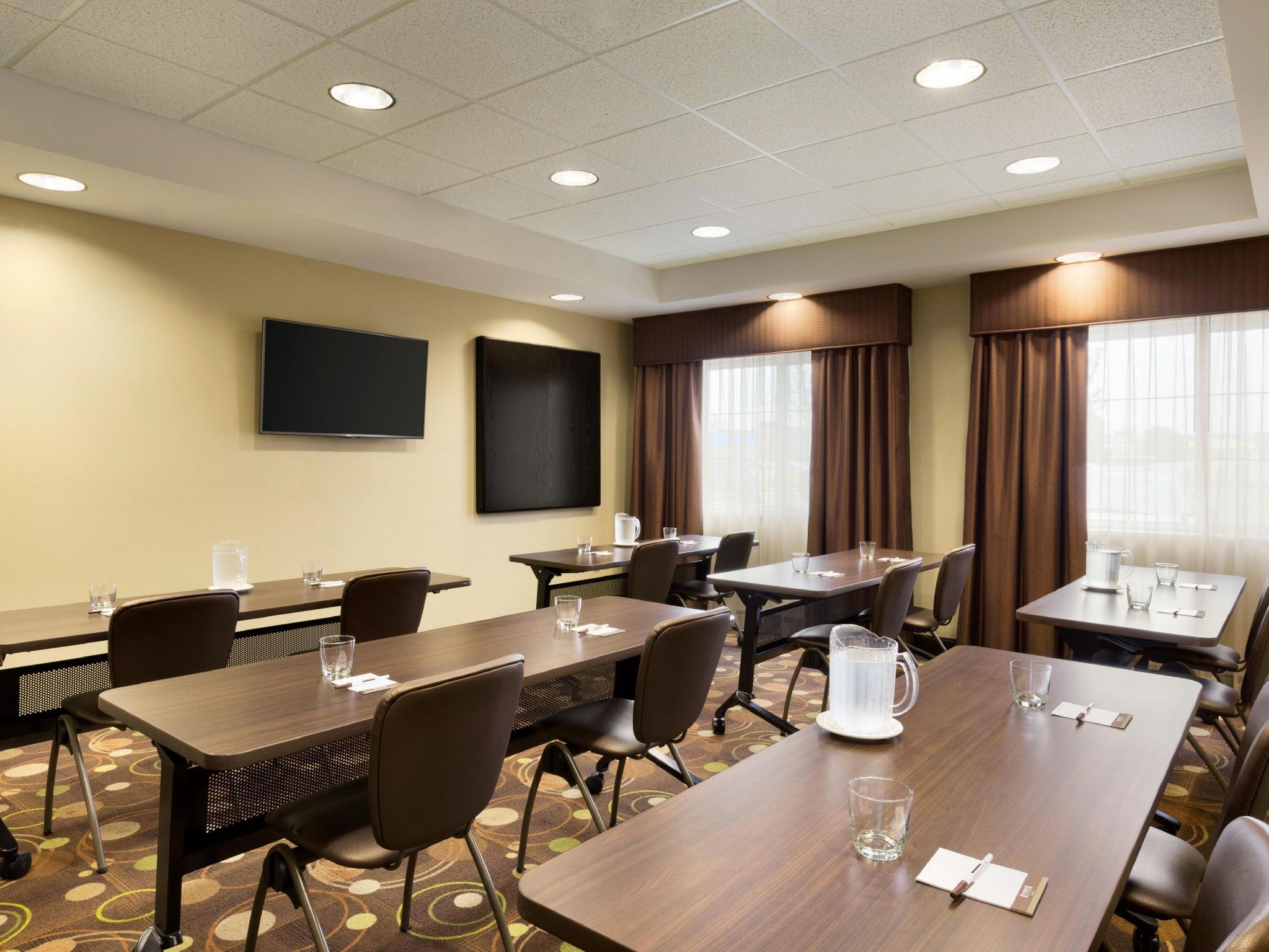 Staybridge Suites West Edmonton By Ihg Extérieur photo
