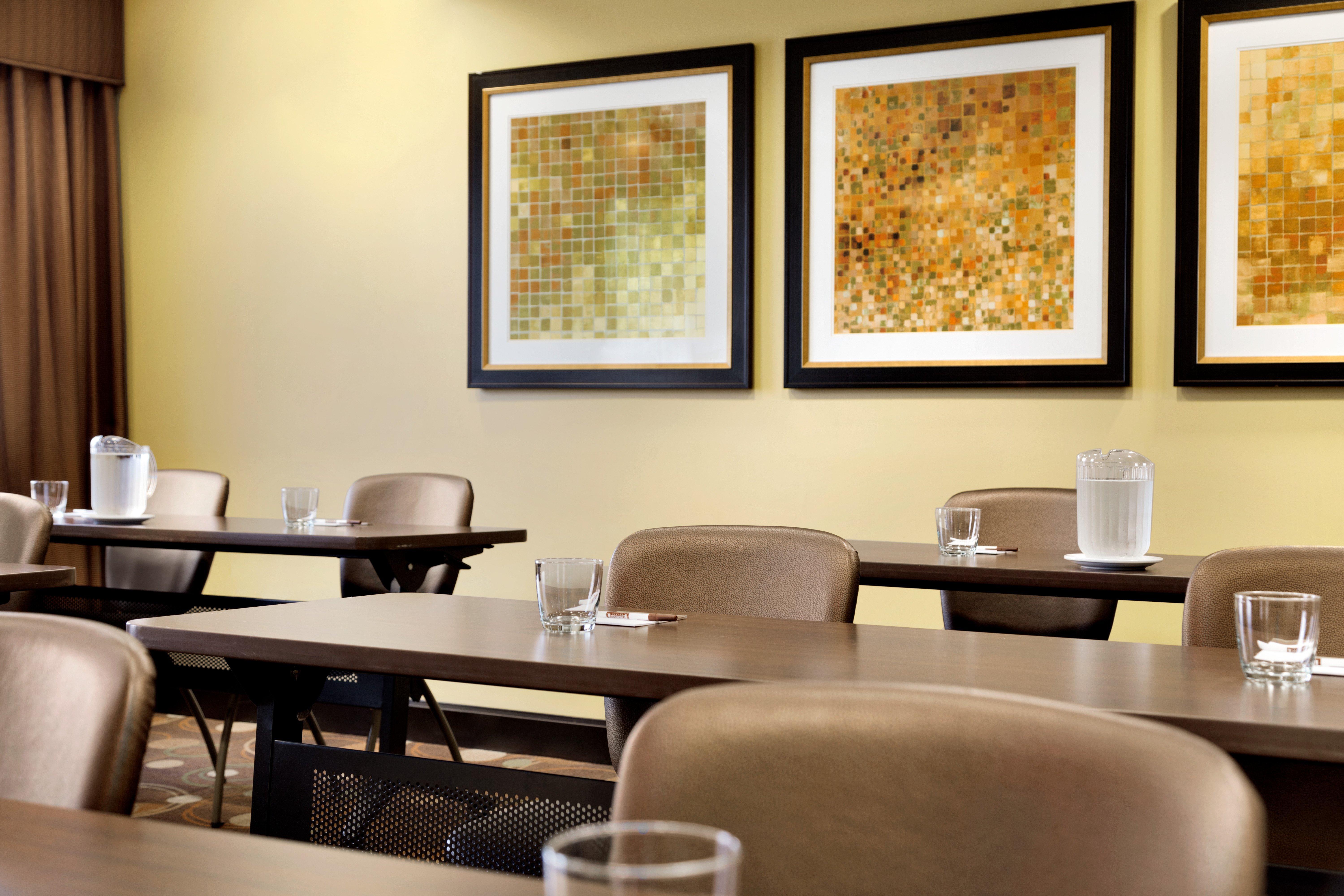 Staybridge Suites West Edmonton By Ihg Extérieur photo