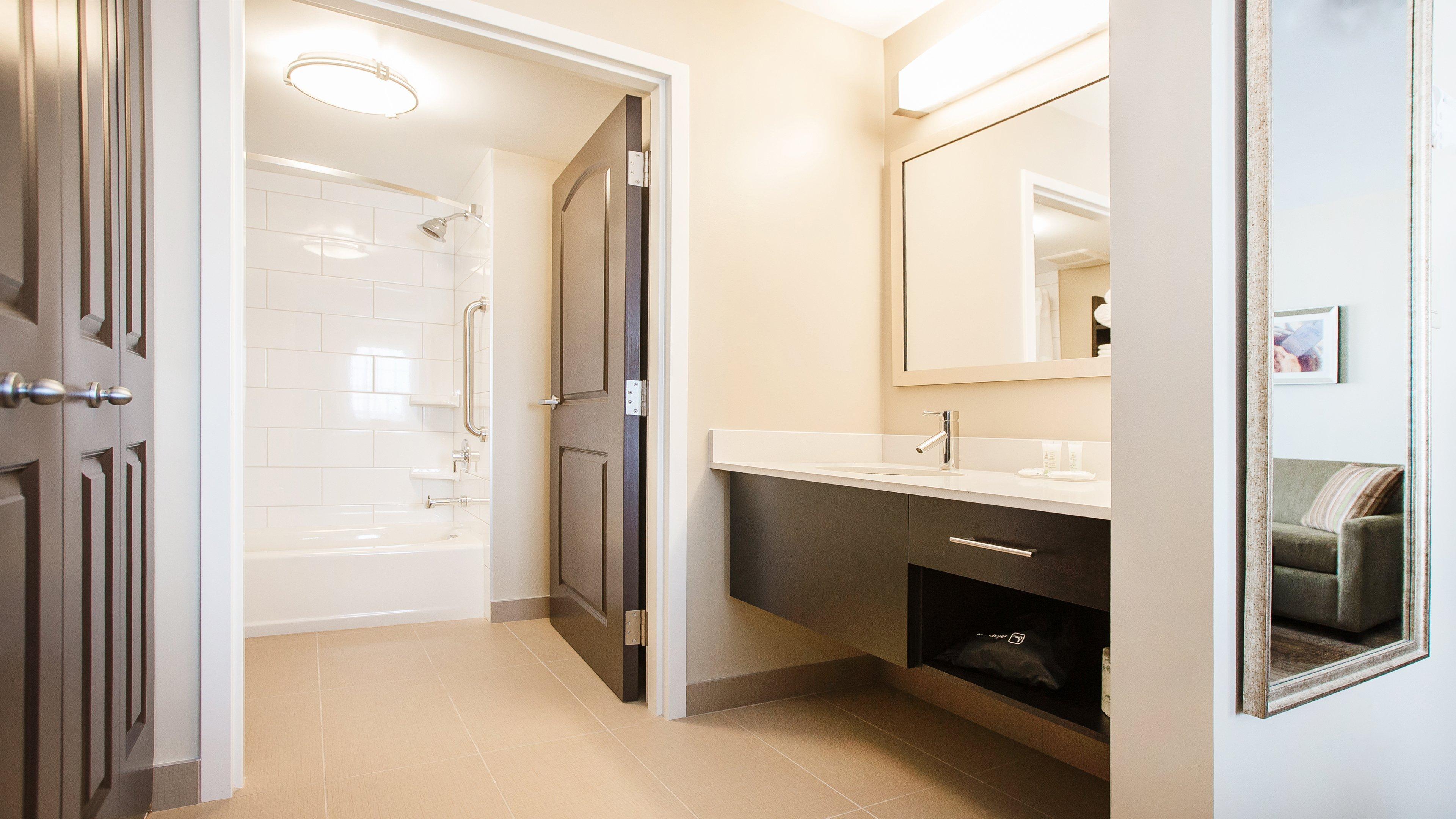 Staybridge Suites West Edmonton By Ihg Extérieur photo