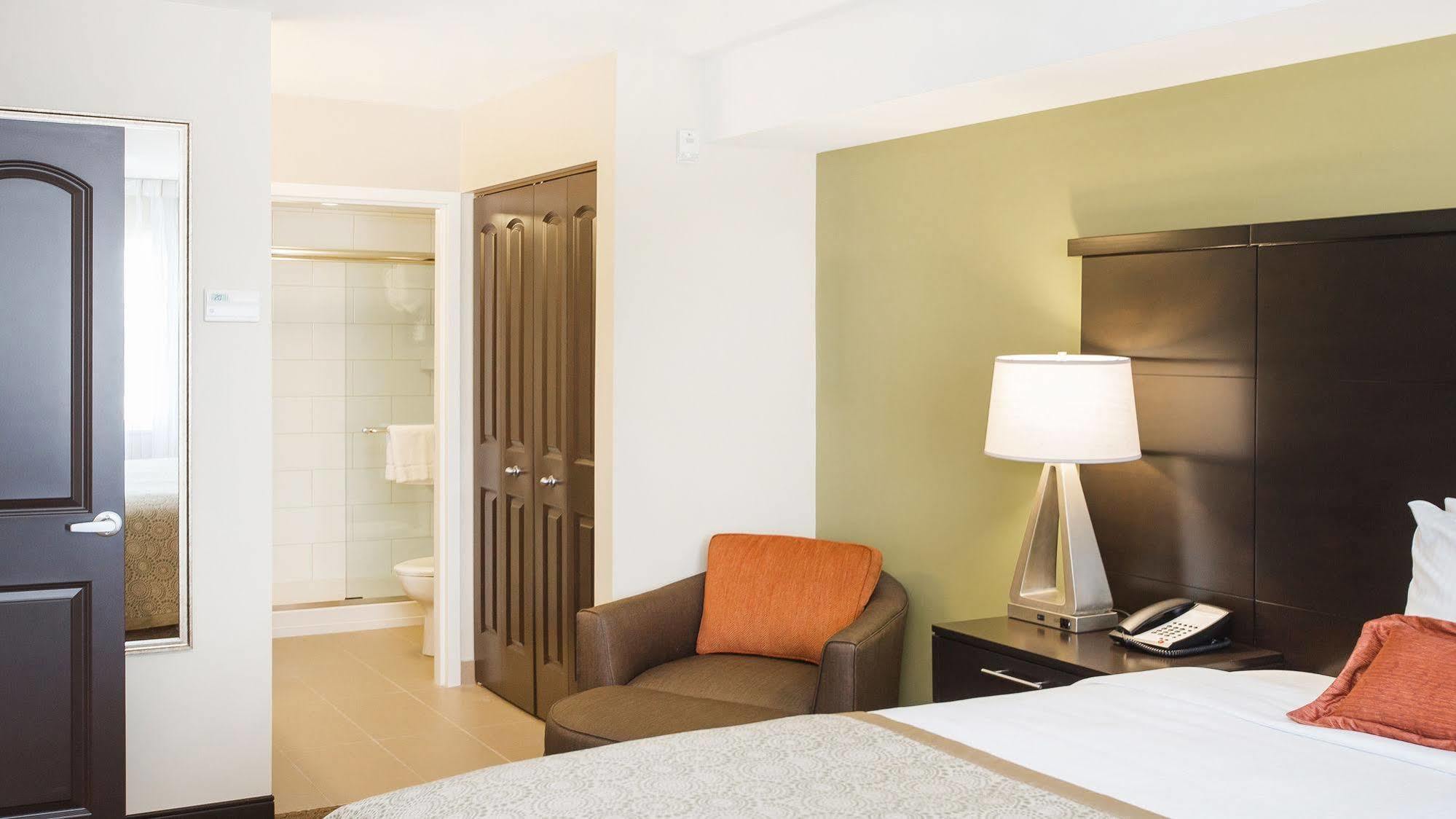 Staybridge Suites West Edmonton By Ihg Extérieur photo