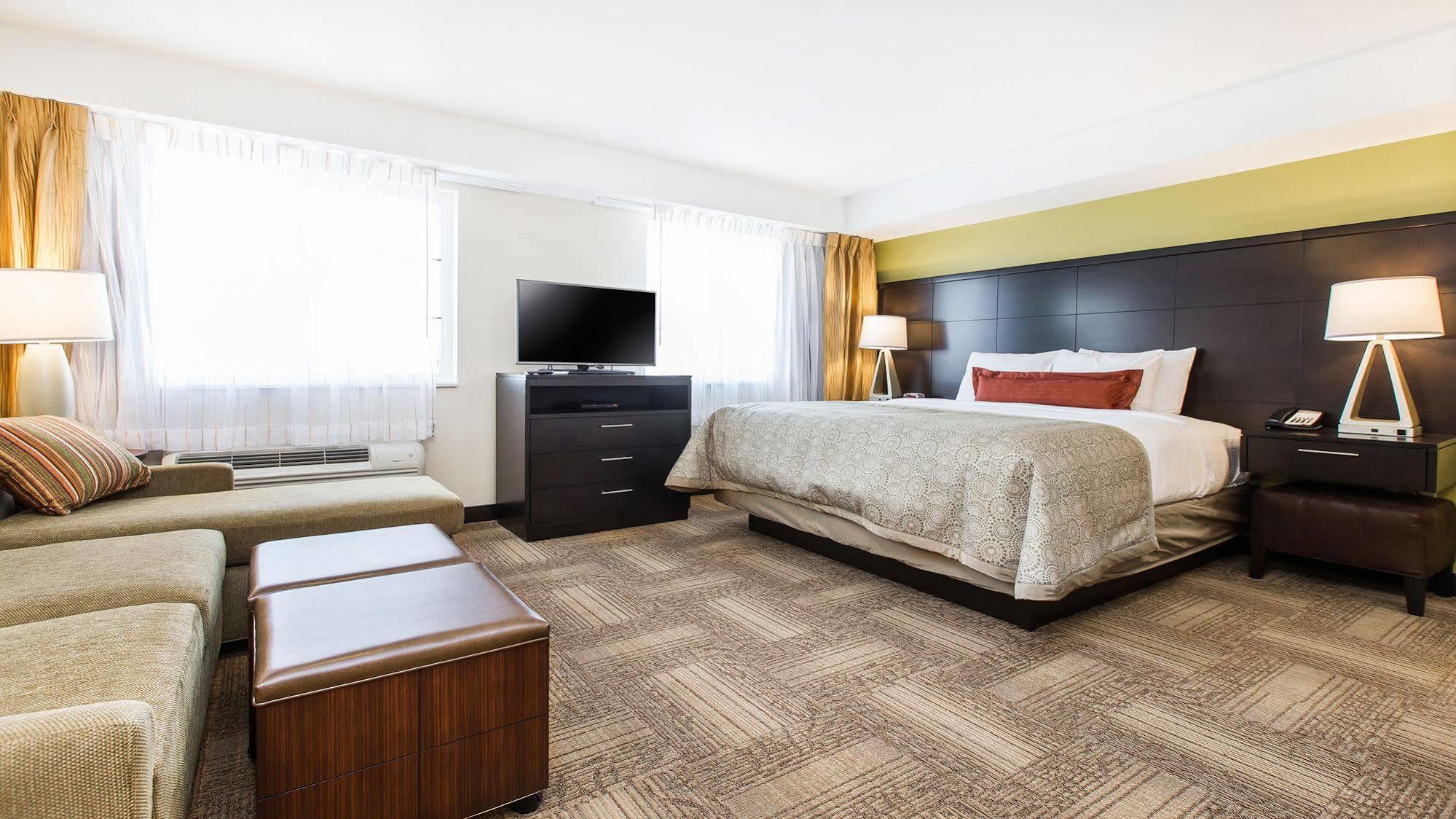 Staybridge Suites West Edmonton By Ihg Extérieur photo